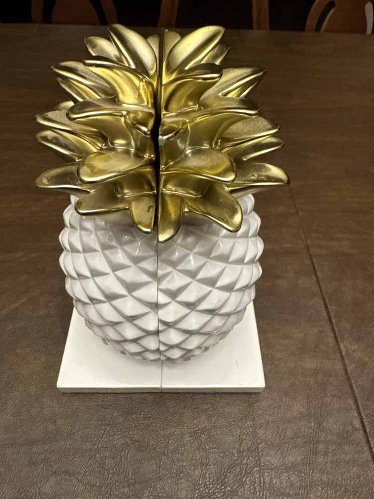 Pineapple bookends White and Gold Ceramic Pineapple Decor