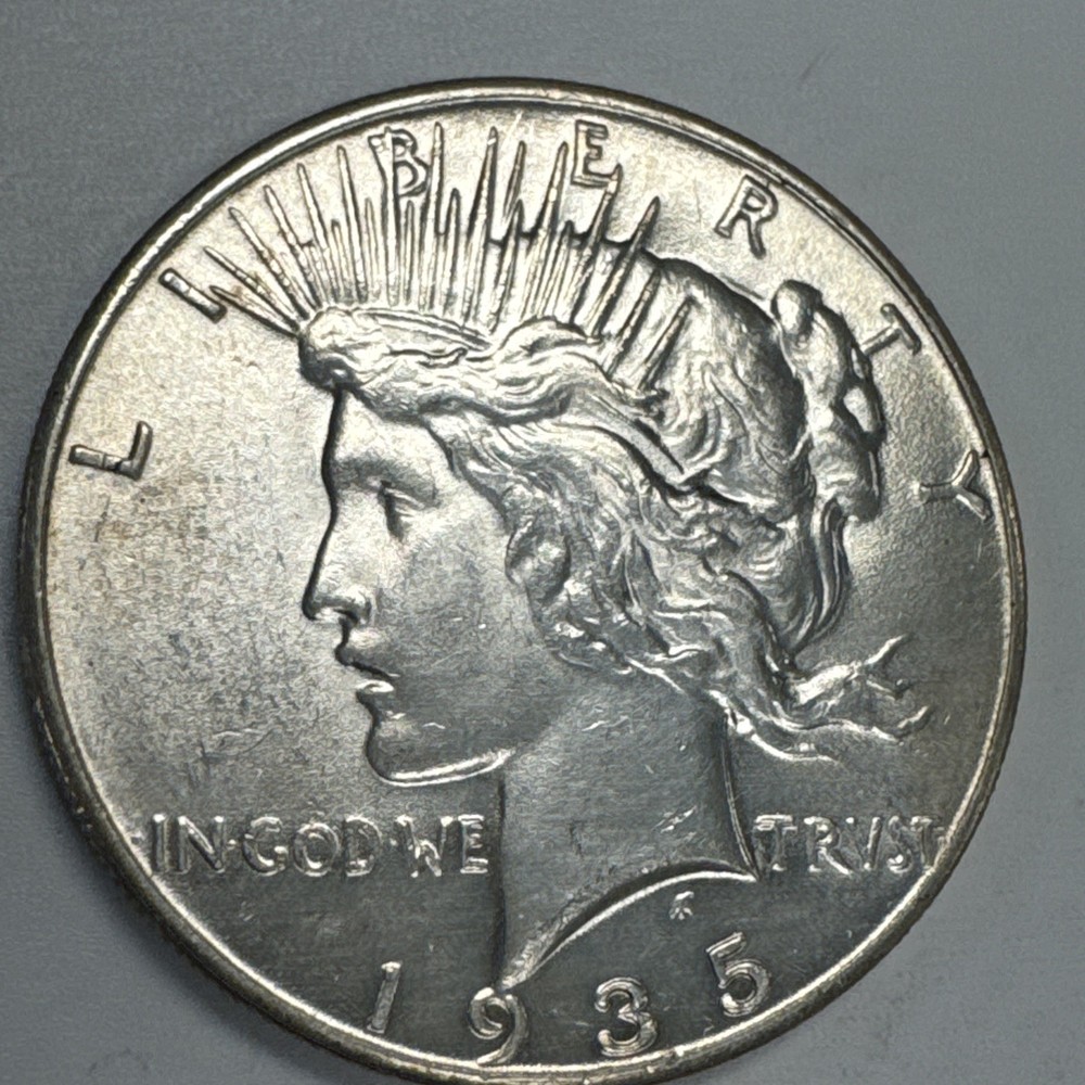 1935 $1 Peace Silver Dollar BU Uncirculated