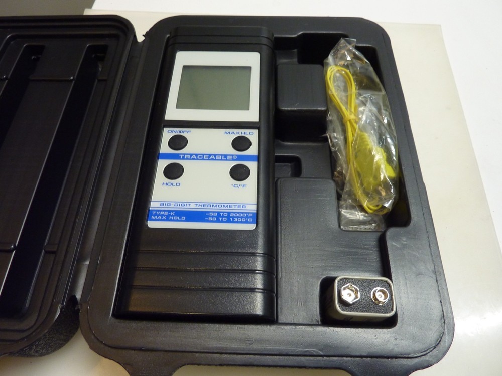 Traceable Big-Digit Type K Thermocouple Thermometer 91210-07 (31709)