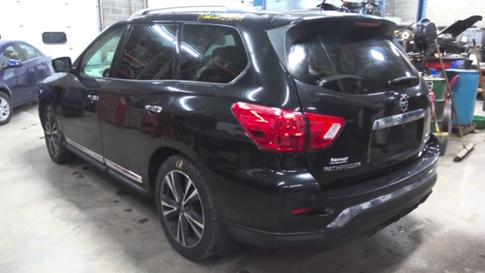 PATHFINDER 2017 Spare Wheel Carrier 680897