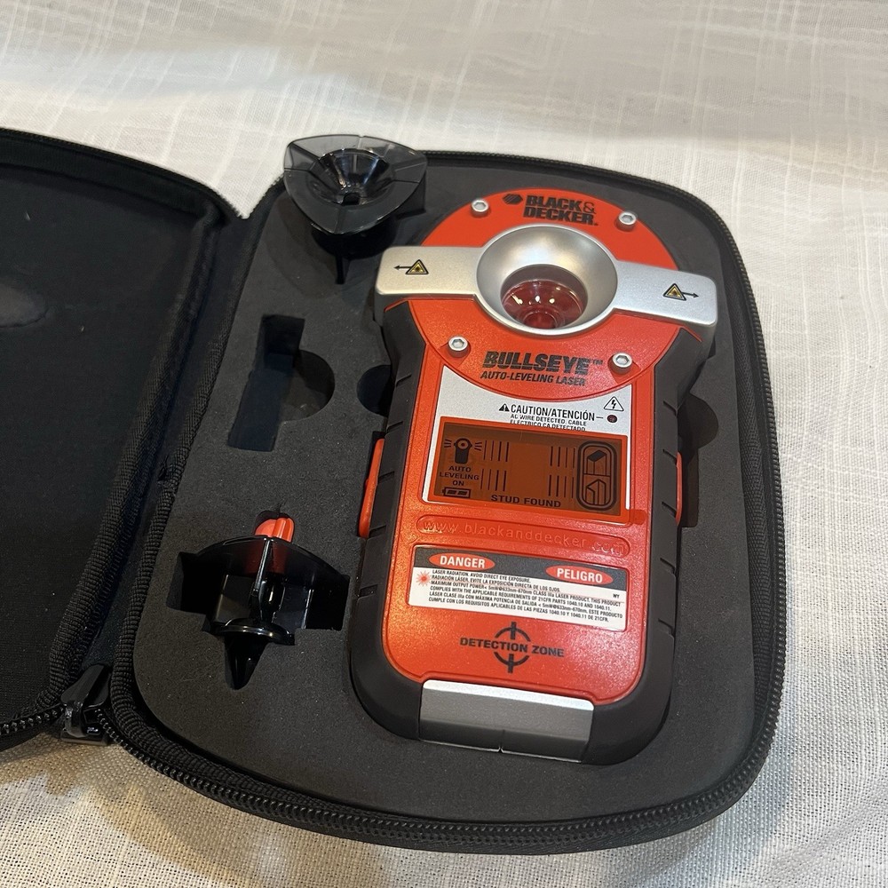 BLACK+DECKER BDL190S BullsEye Auto-Leveling Laser ~ Stud Sensor Tool w/ Case