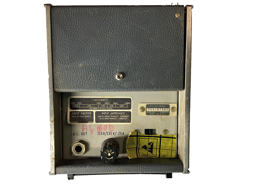 Hewlett-Packard 3400A RMS VOLTMETER, Analog, 10MHz