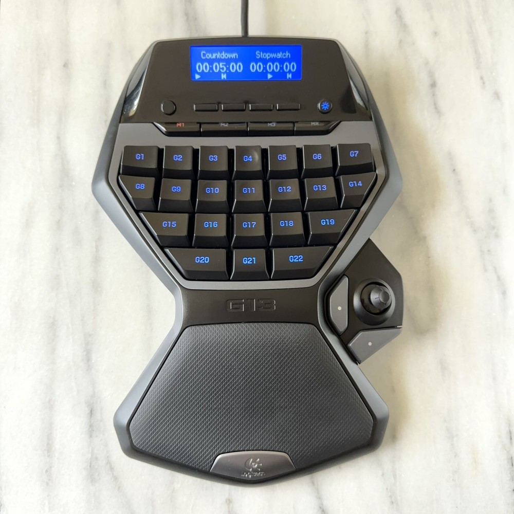 Logitech G13 USB Programmable Gameboard with LCD Display