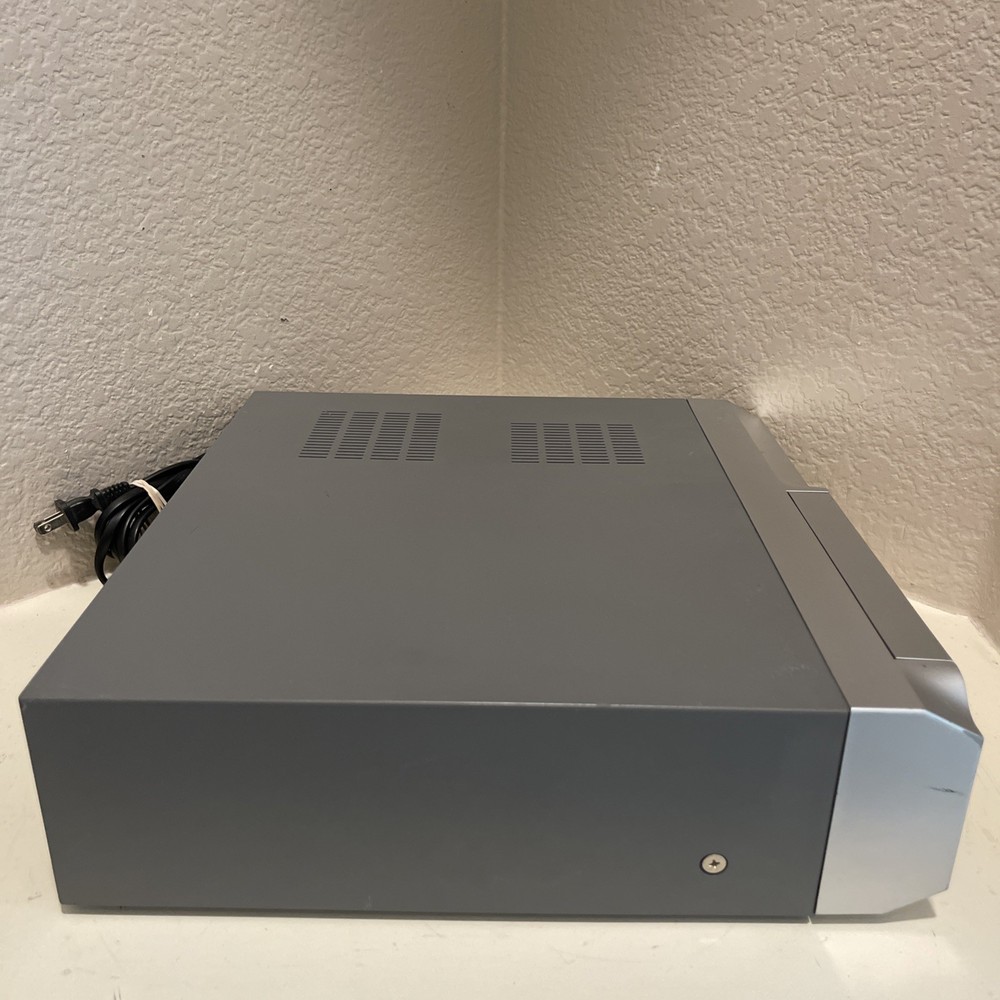 Fully Functional Vintage RCA RTD205C (5) disc CD/DVD Home Theater System
