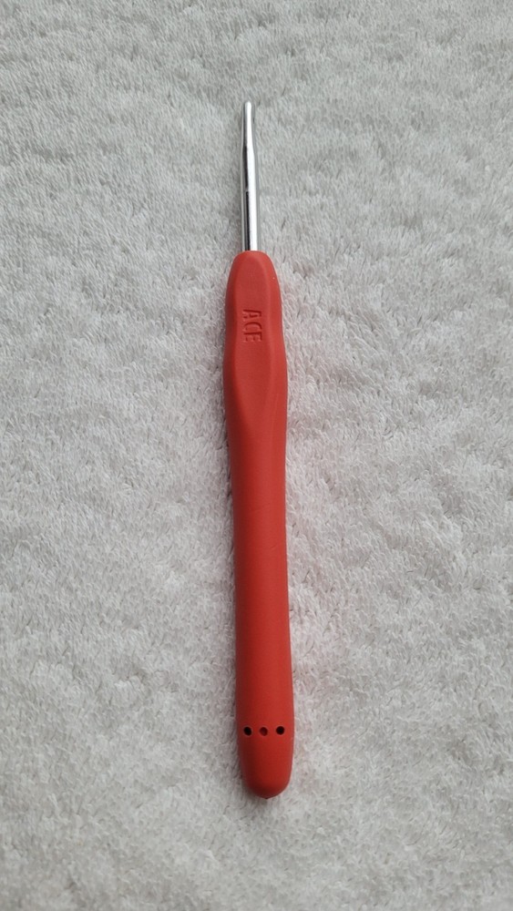 Preowned Ace (Orange) Wooble Ergonomic Crochet Hook