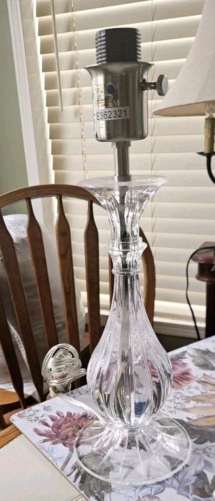 "Laura Ashley" Acrylic Clear Crystal Table Lamp EUC