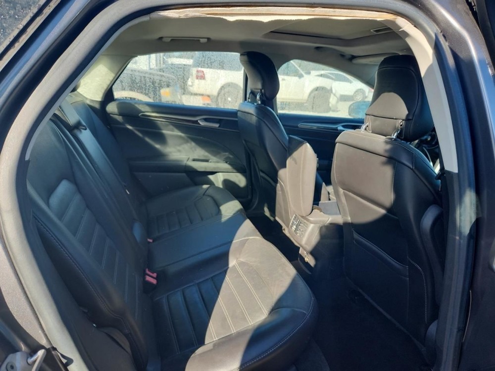 FUSION 2014 Glove Box 4901674