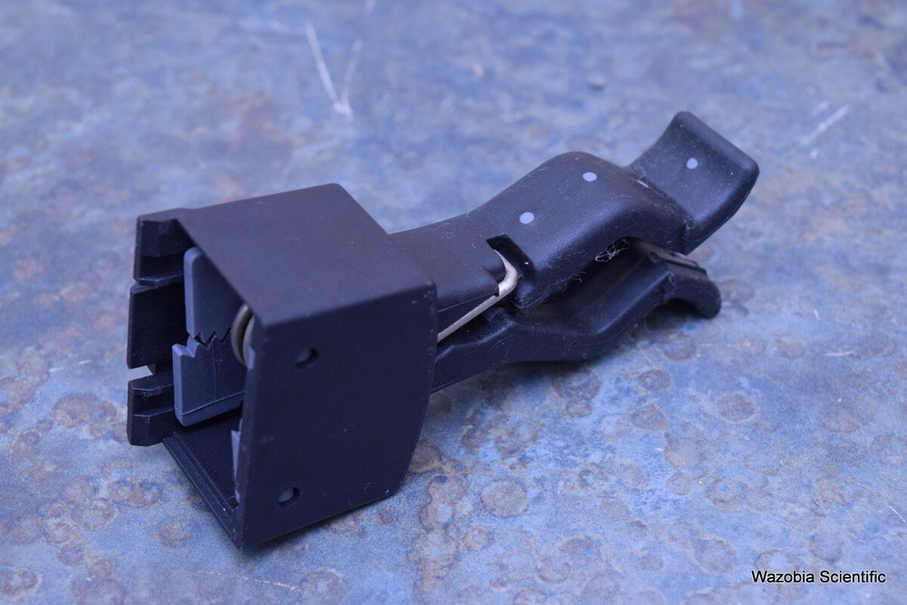 GE AKTA COLUMN HOLDER FOR LIQUID CHROMATOGRAPHY