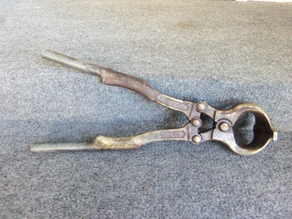 Vintage 14” Bull Castration  Tool