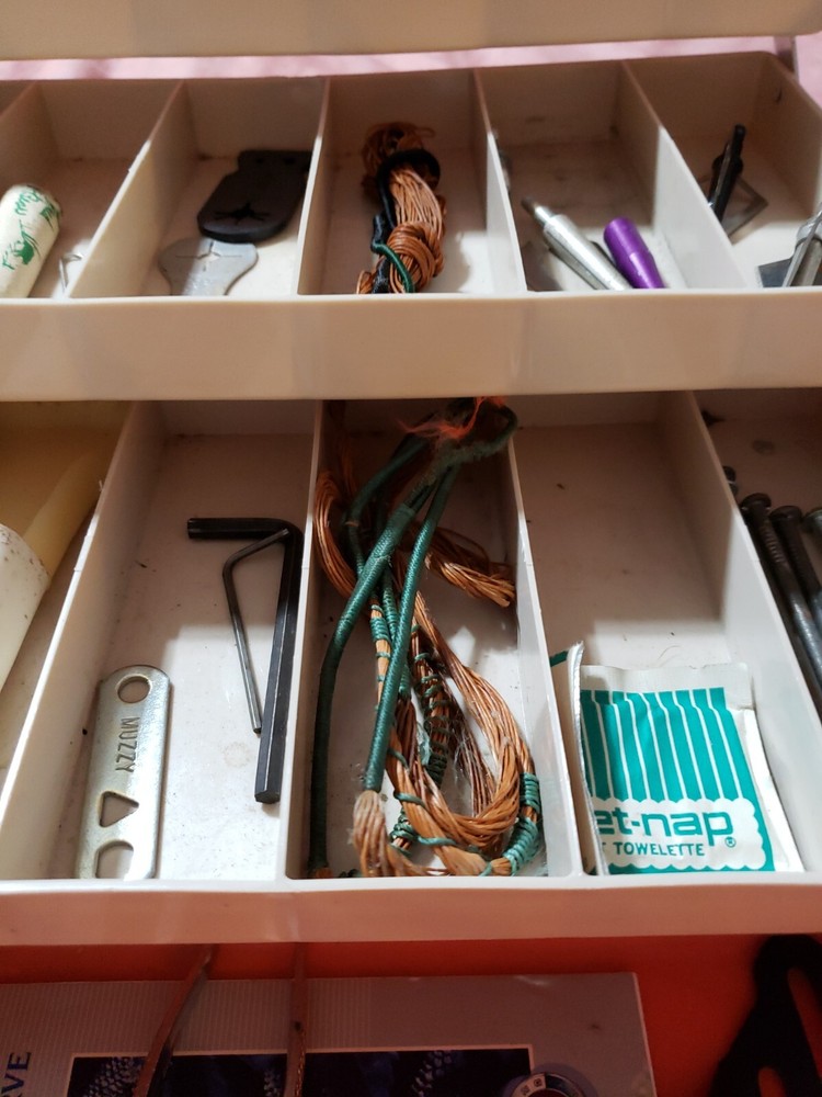 Vintage Bow Equipment Tool Box