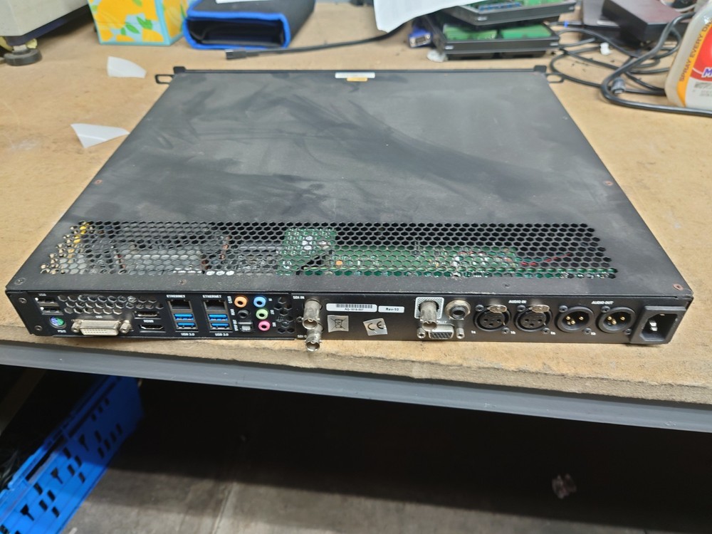 NEWTEK TALKSHOW VS-100 VIDEO CALLING SYSTEM