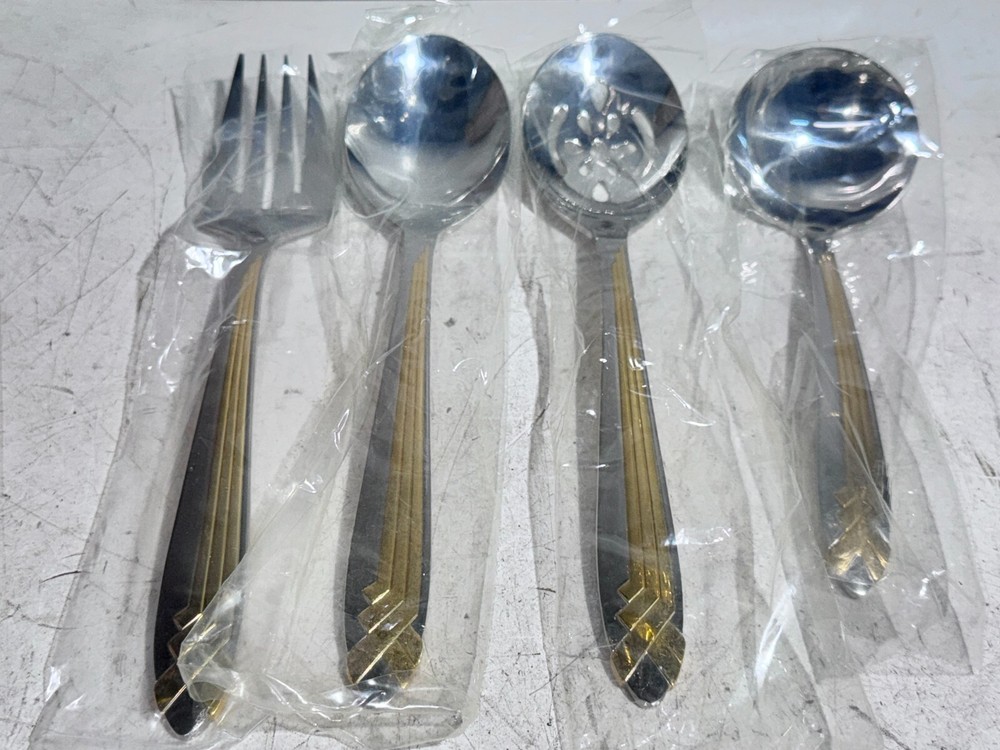 Mikasa Gerald Patrick Connection Gold 4pc Hostess Set G3355/592