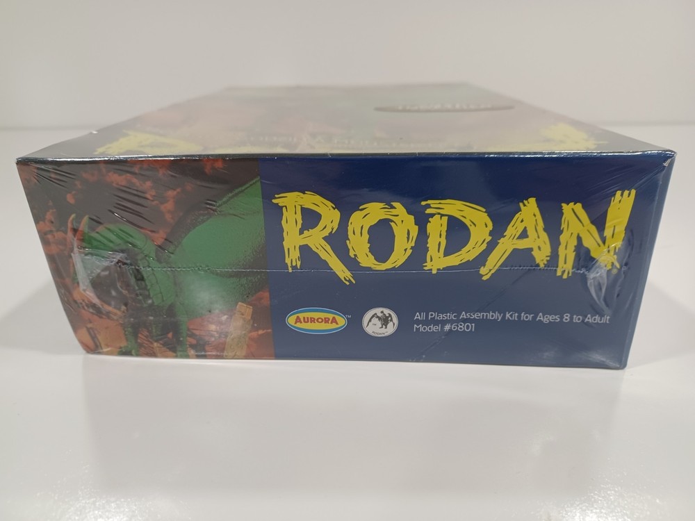 PLAYING MANTIS (AURORA) #6801 RODAN