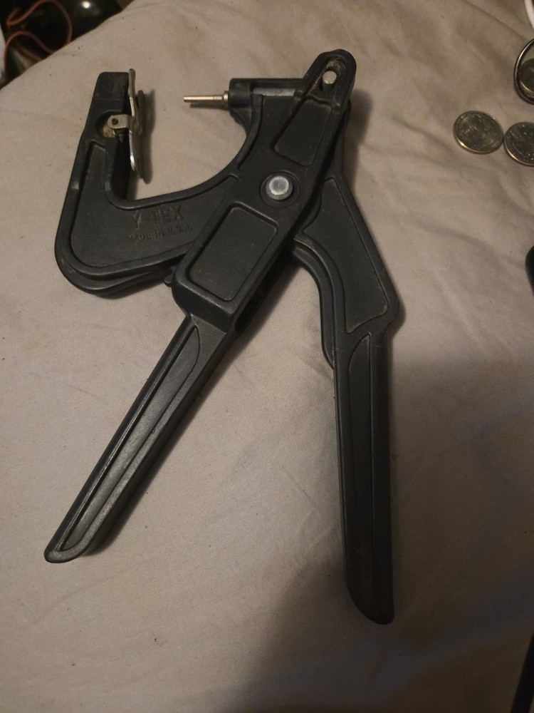 Ultra Tagger Plus Ear Tagger Y-tex Fly Tags Visual Cattle Cow Identification