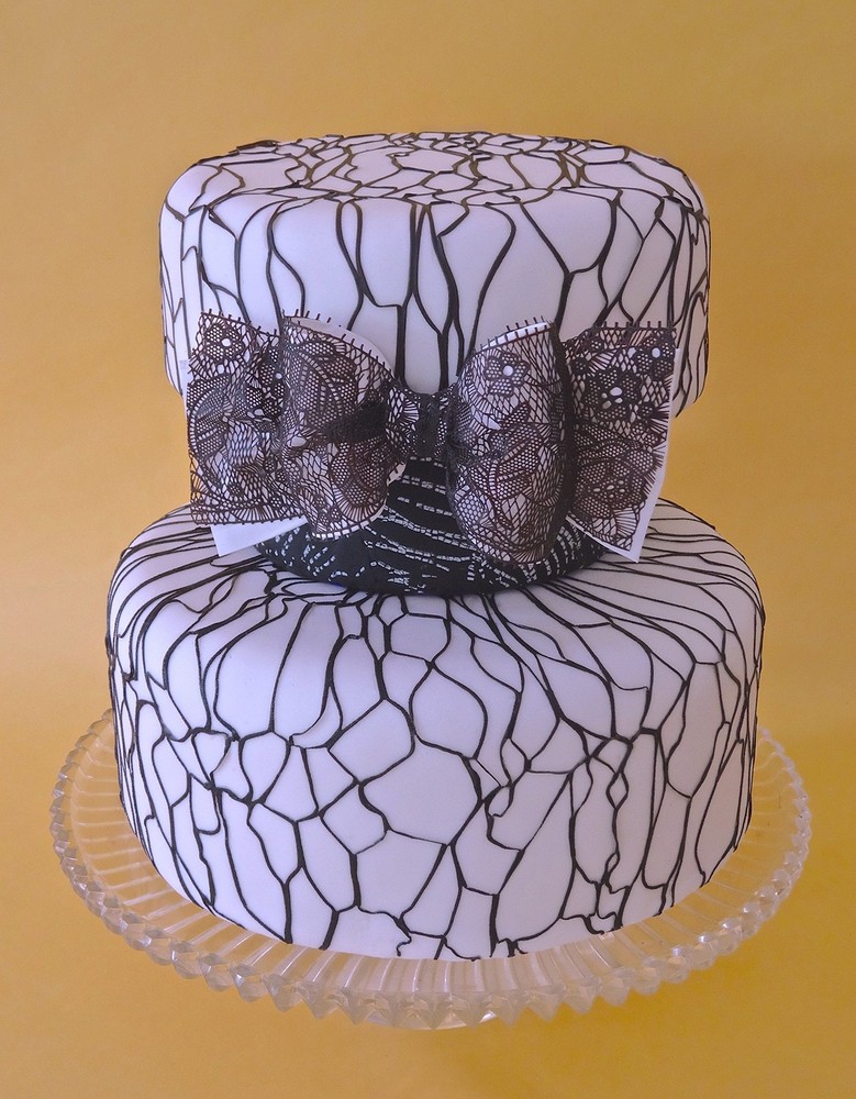 SugarVeil Extra Dark Chocolate Confectionery Icing