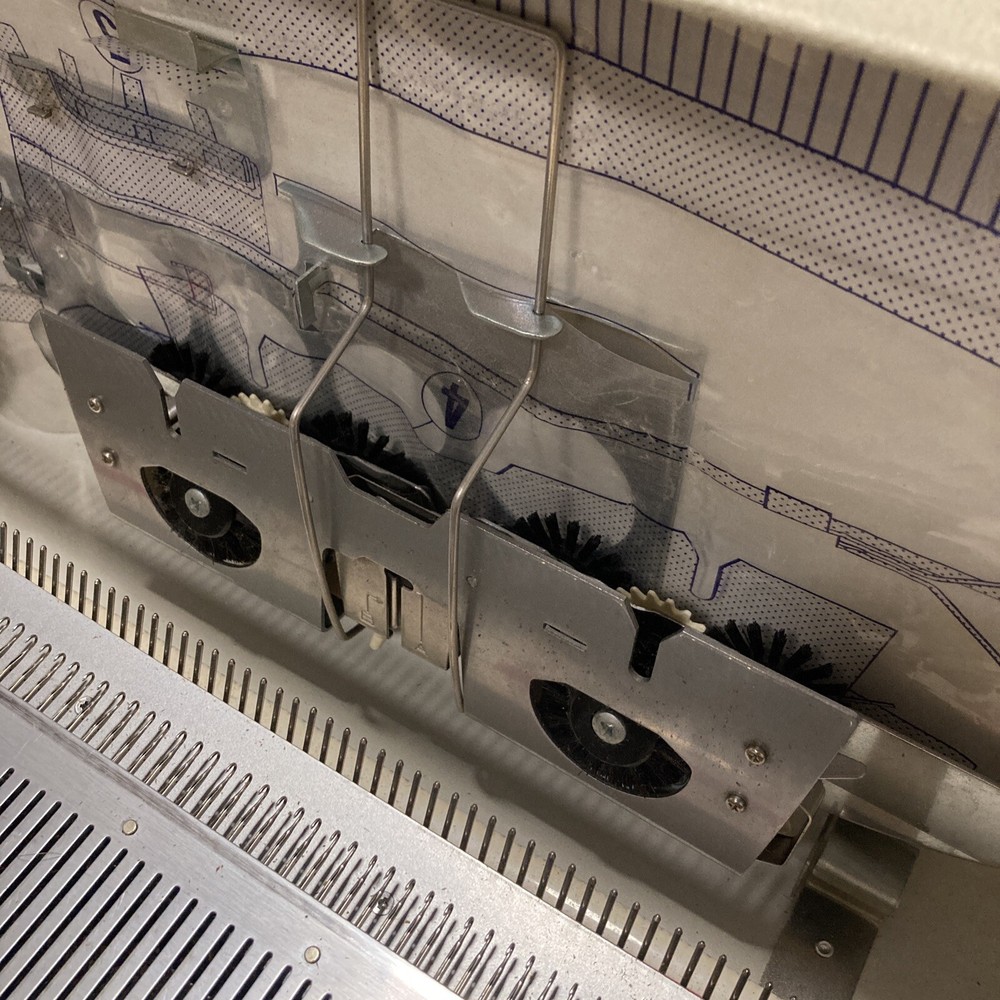 Brother KH820 knitting machine