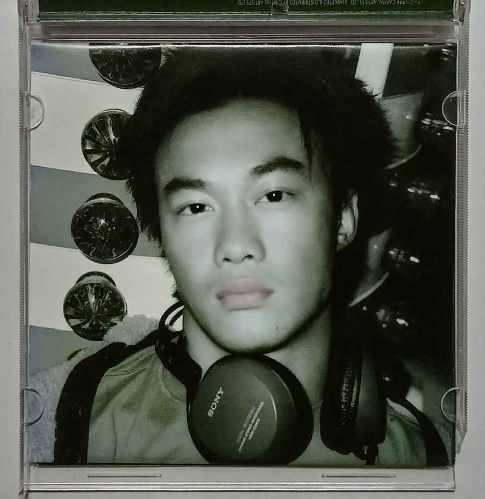 陈奕迅 幸福 Eason Chan 1999 华星唱片 马来西亚版 Malaysia 2xCD
