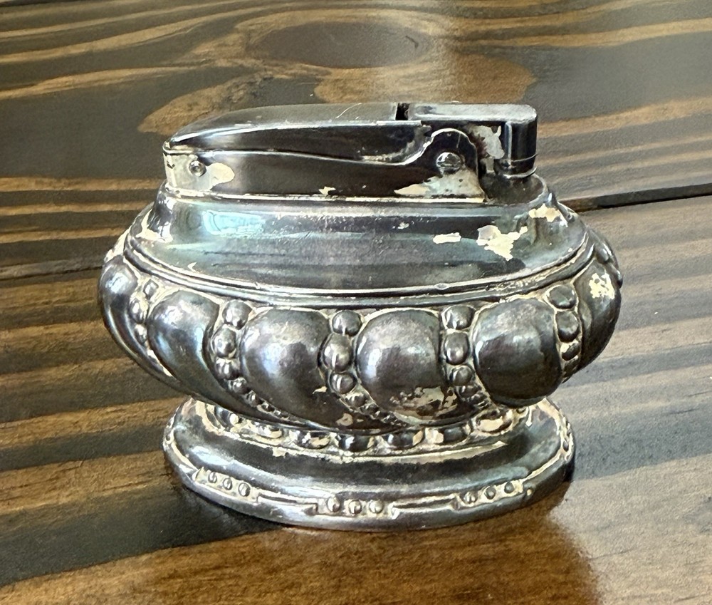 Vintage Ronson Crown Table Lighter 1936-1954
