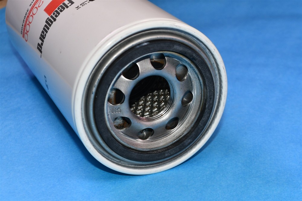 Fleetguard Fuel Water Separator Filter FS20000