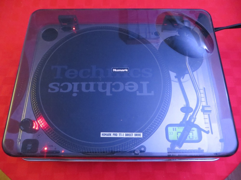 Numark Pro TT-1 Professional Direct Drive Turntable - DJ Vinyl Record Player