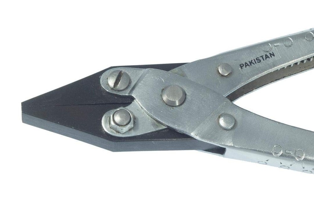 Smooth Flat-Nose Jaw Parallel Pliers