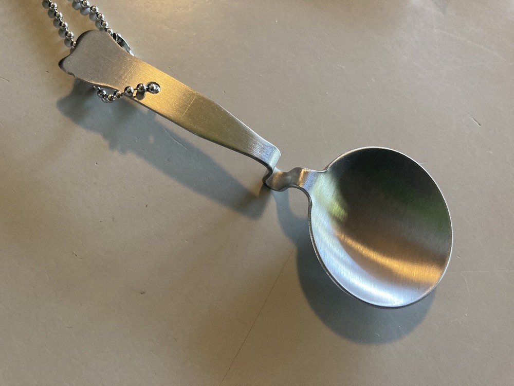 New (1) GUINNESS Beer Black & Tan Bar Pouring Spoon Stout Key Chain Harp