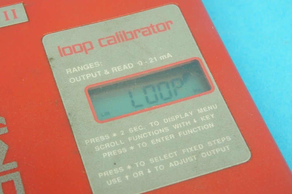 Pressure UPS-II UNOMAT loop calibrator, output & read 0-21 mA