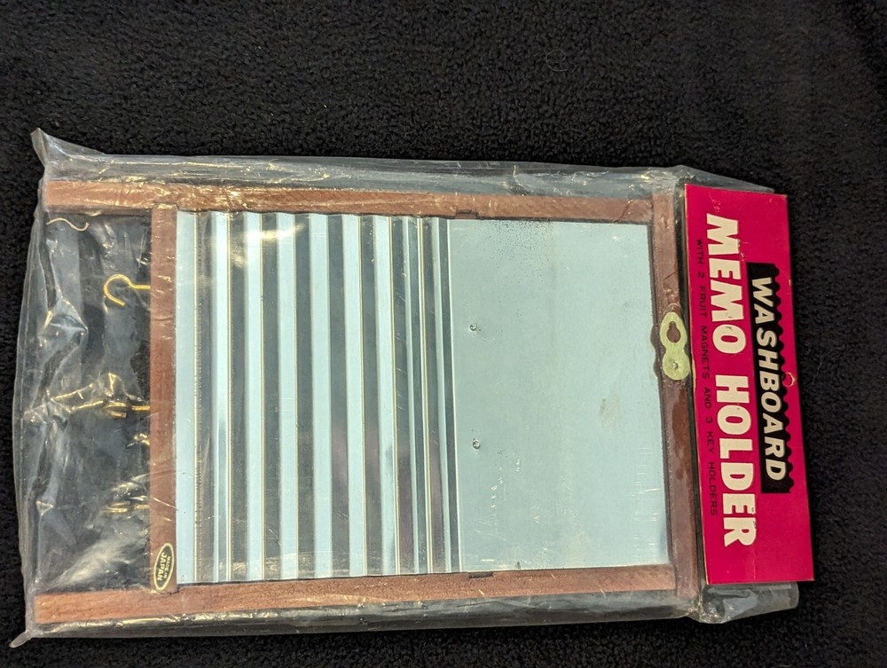 Vintage Washboard Memo Holder