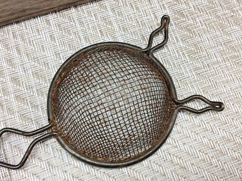 Wire Mesh Tea Strainer Red Wood Handle Kitchen Decor Tool 1960's Vintage MCM