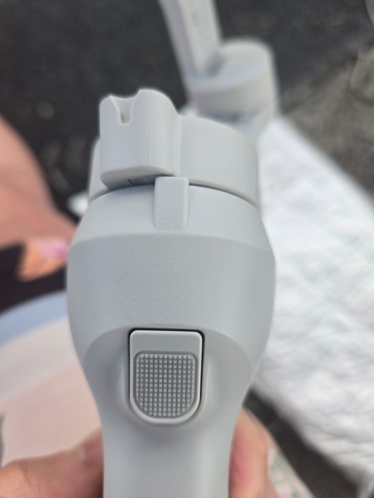 DJI Osmo Mobile SE Gimbal 3-Axis Portable Foldable for Android iPhone