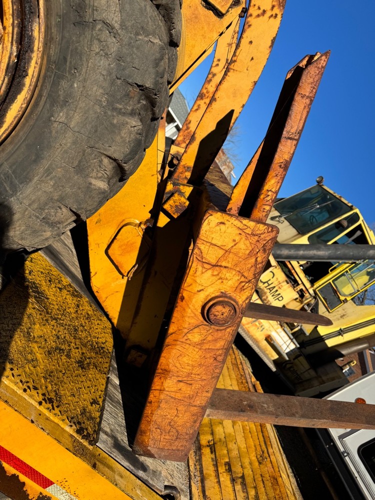 Fiat Allis 545B Wheel Loader Forks