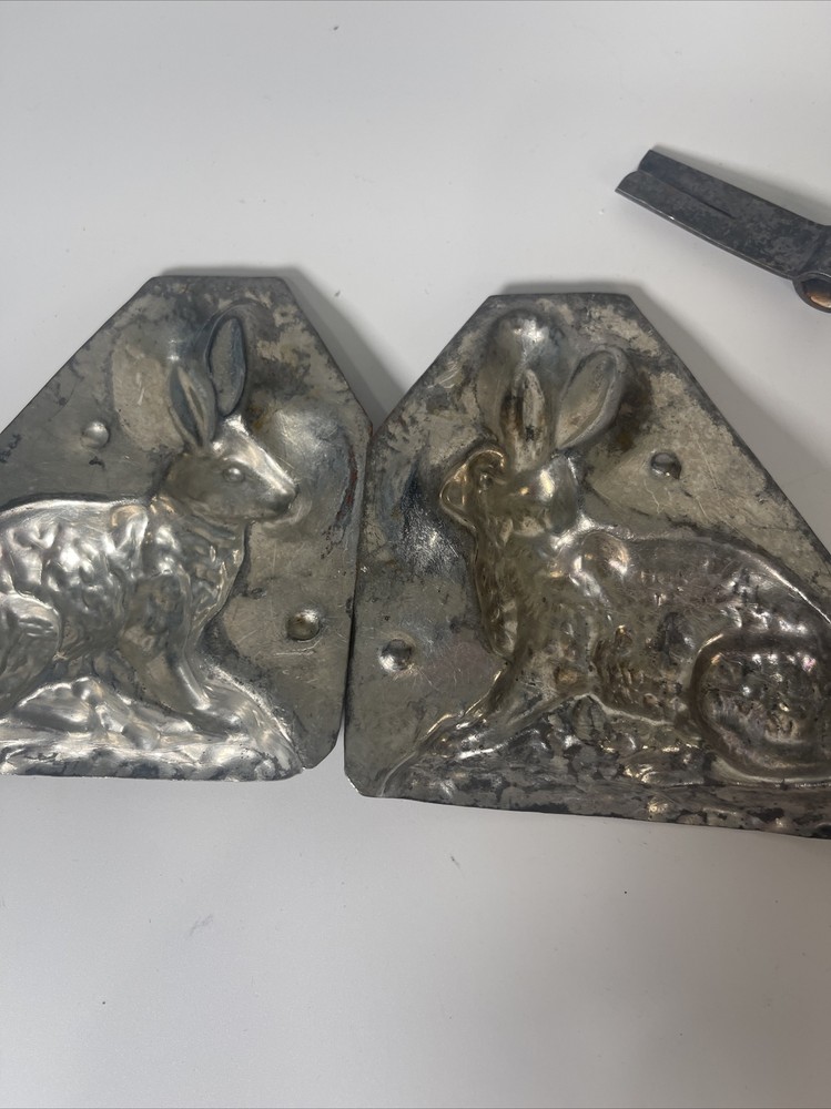 VTG Metal Rabbit Candy Chocolate Mold