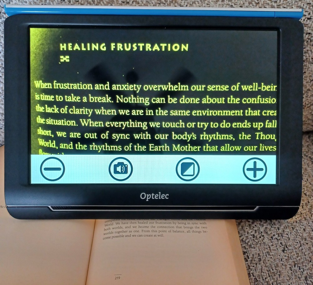 Optelec Compact 10 HD Speech Magnifier