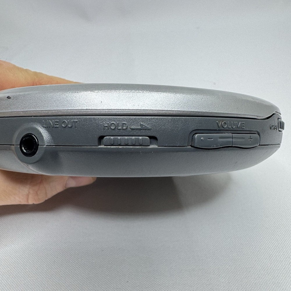 Sony Walkman D-EJ610 Portable CD Player G-Protection Fully Working Tested