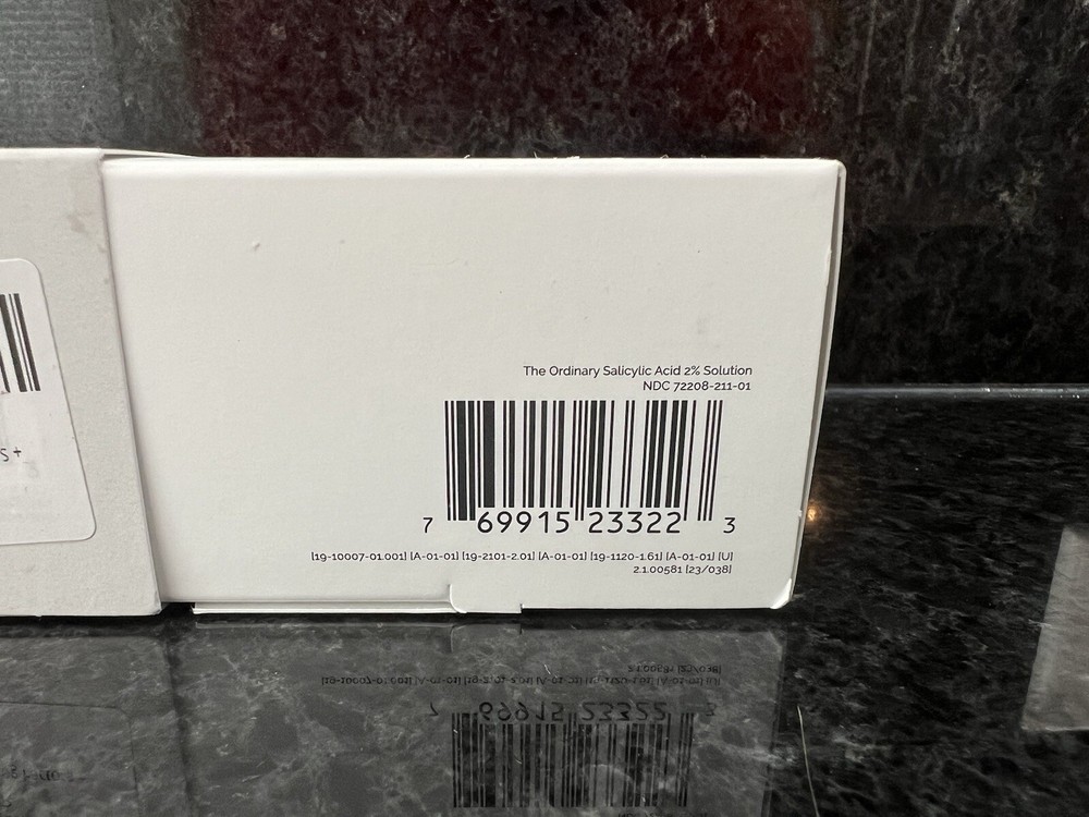 The Ordinary The Acne Set With 2% Salicylic Acid Solution & More