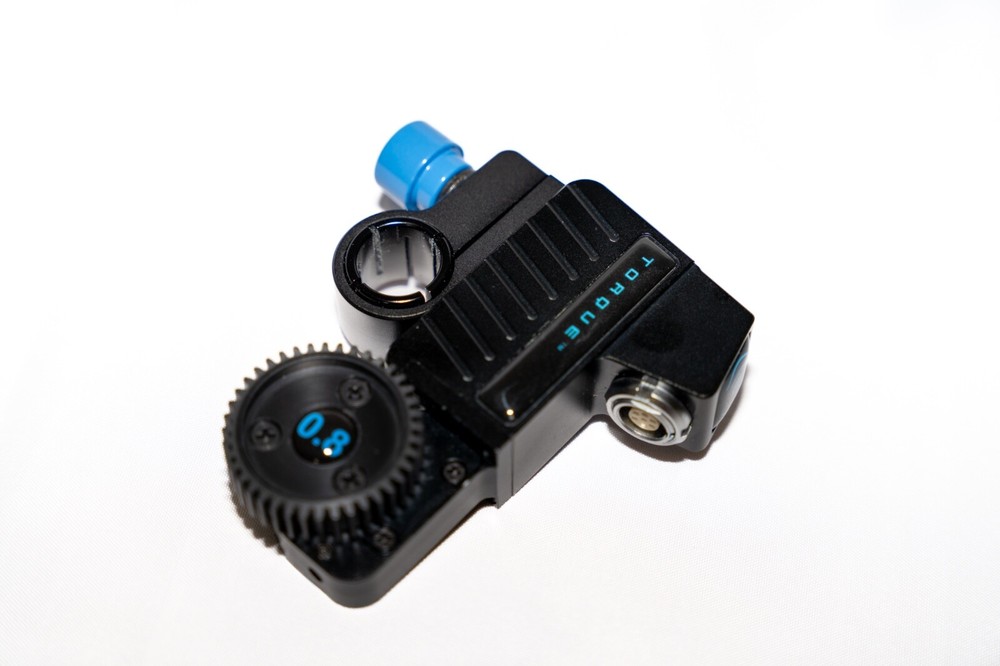 Redrock Micro Follow Focus System - microRemote Handheld Bundle with Flex Cables