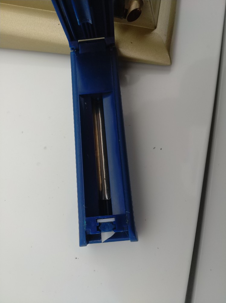 cigarette roller