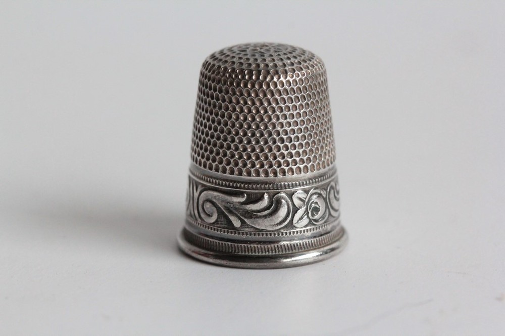 Silver thimble (75732)