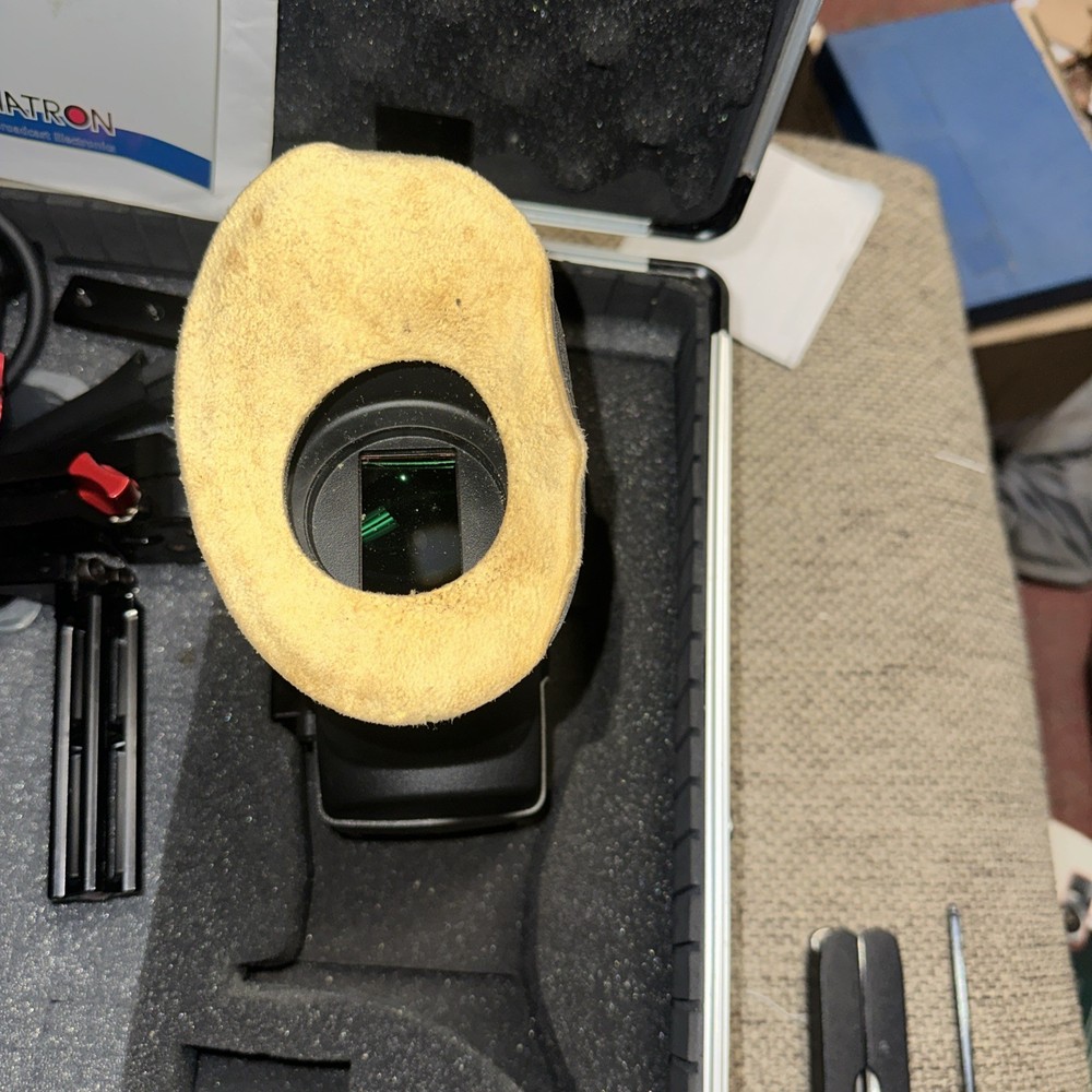 Alphatron EVF-035W-3G Electronic Viewfinder