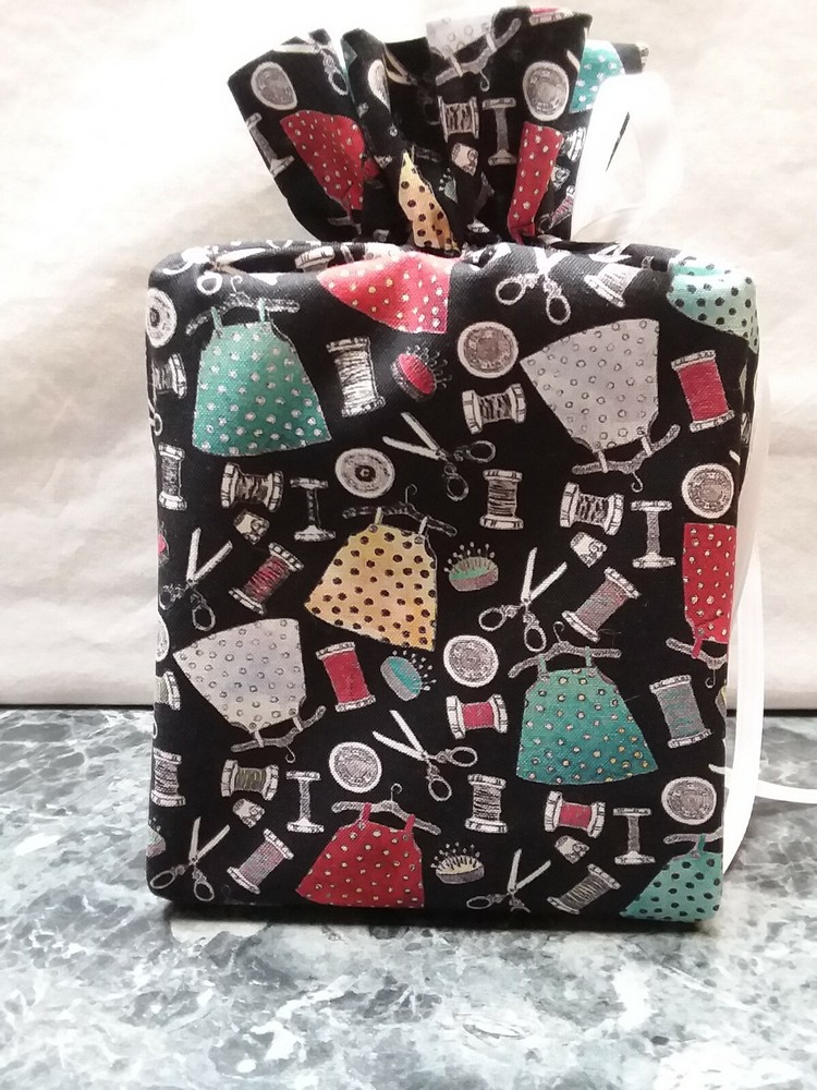 Sewing Items thimble thread, Handmade square tissue box cover cotton fabric