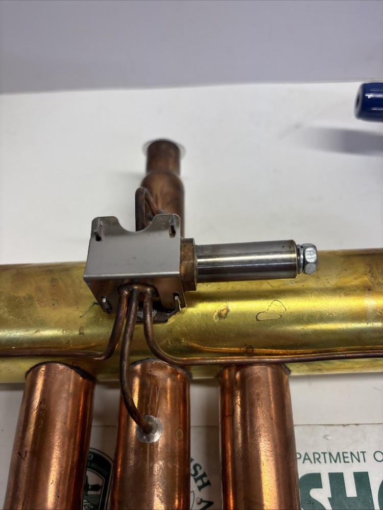 GOODMAN 0151R00070SP REVERSING VALVE SERVICE