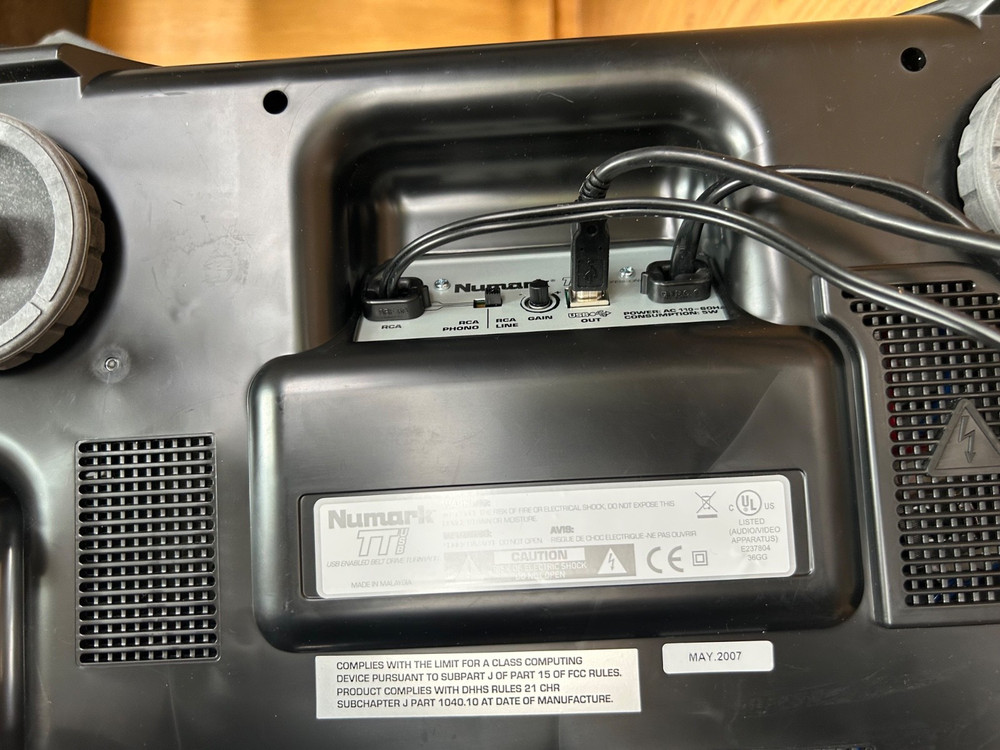 Numark TTusb turntable with USB Audio Interface Digitize Your Vinyl Collection