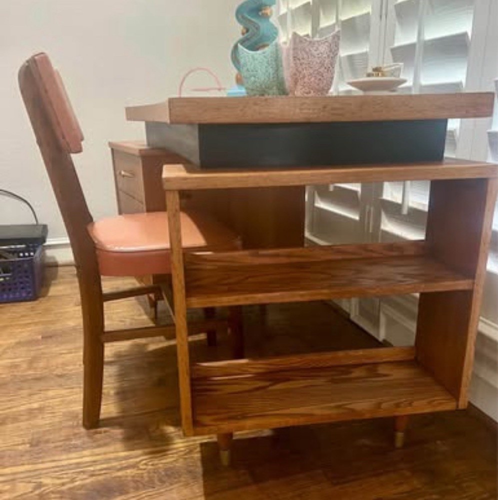 Incredible Vintage atomic MCM desk