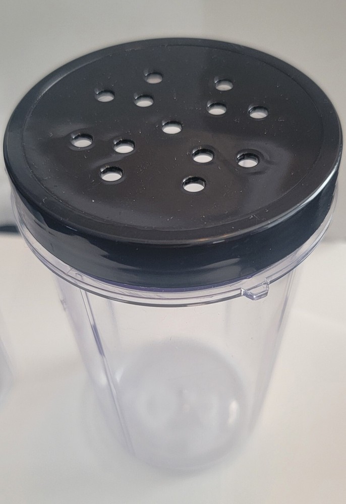 Resturant Large 2 Diff Top Shaker Bottles, Bph Free, 6" High X 3 1/4" Top Width
