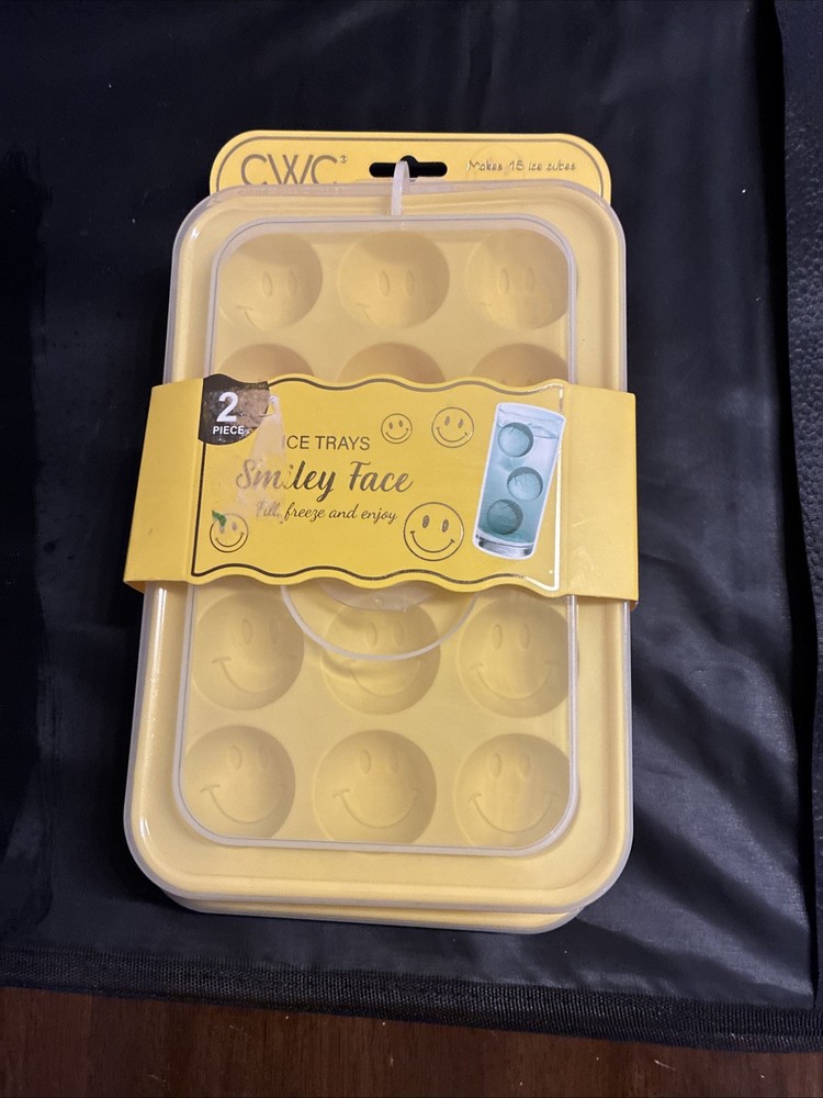 CWC Silicone Ice Tray Smiley Face New