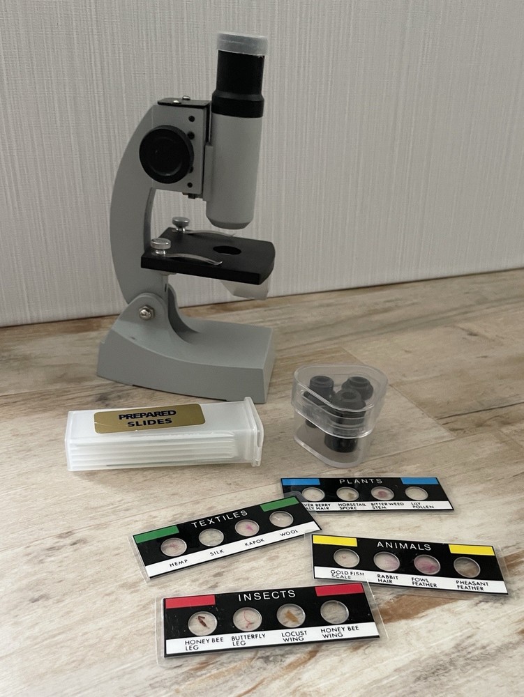 Student Microscope With Carry Case LW Scientific