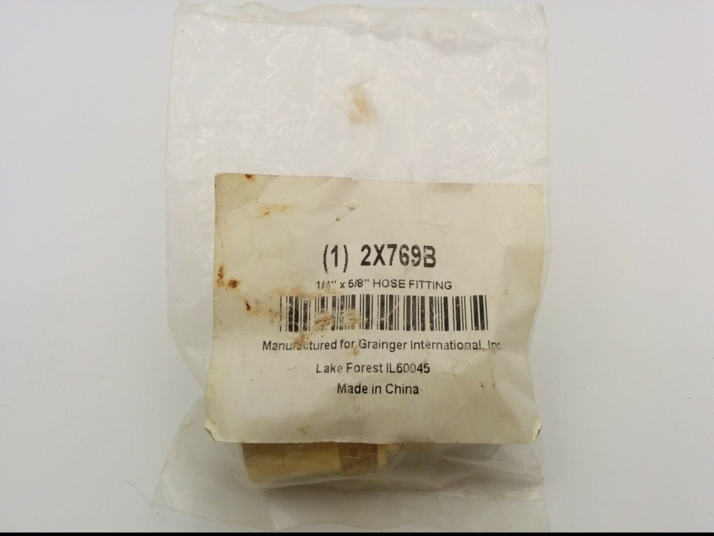 GRAINGER 2X769B HOSE FITTING, 1/4" x 5/8", NIB