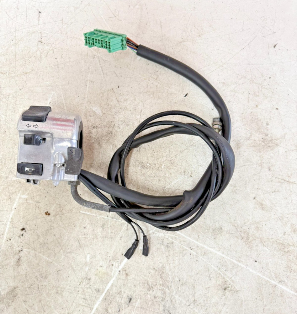 2001 HONDA VALKYRIE INTERSTATE Left Handle Bar Control Switch Horn Turn Button