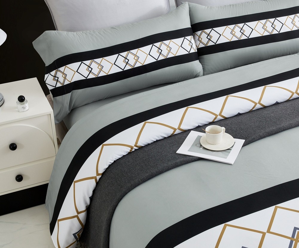 4-Piece Bedsheet Set | Double Size | Comfy | Hypoallergenic | Breathable | Soft