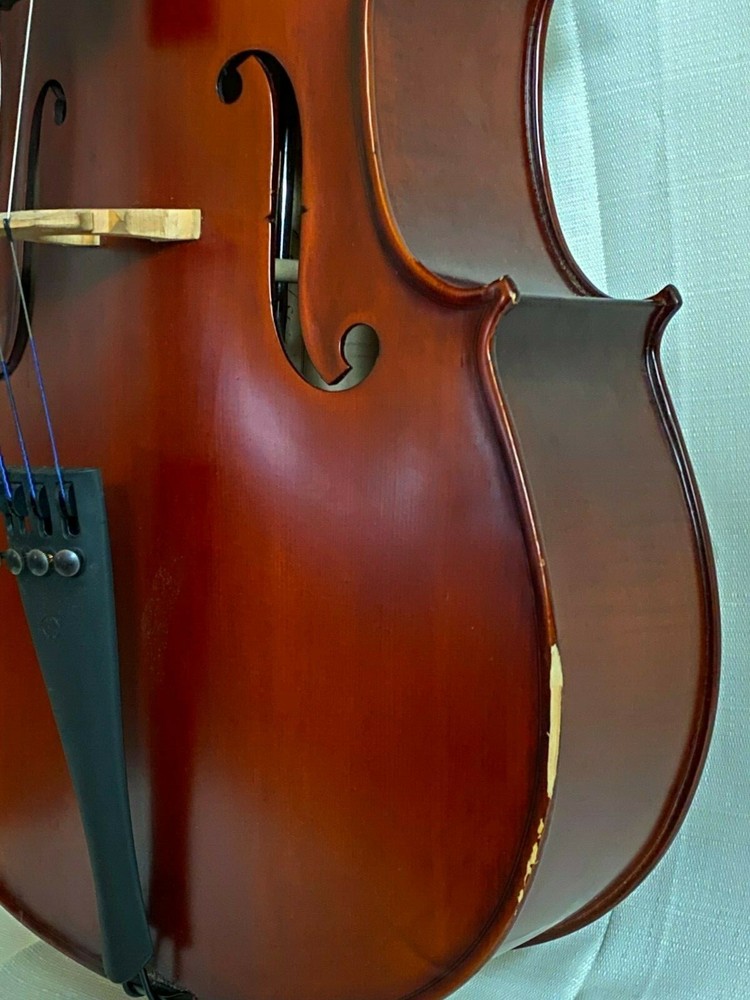Maple Leaf Strings 110 Cello Outfit 1/2 Size
